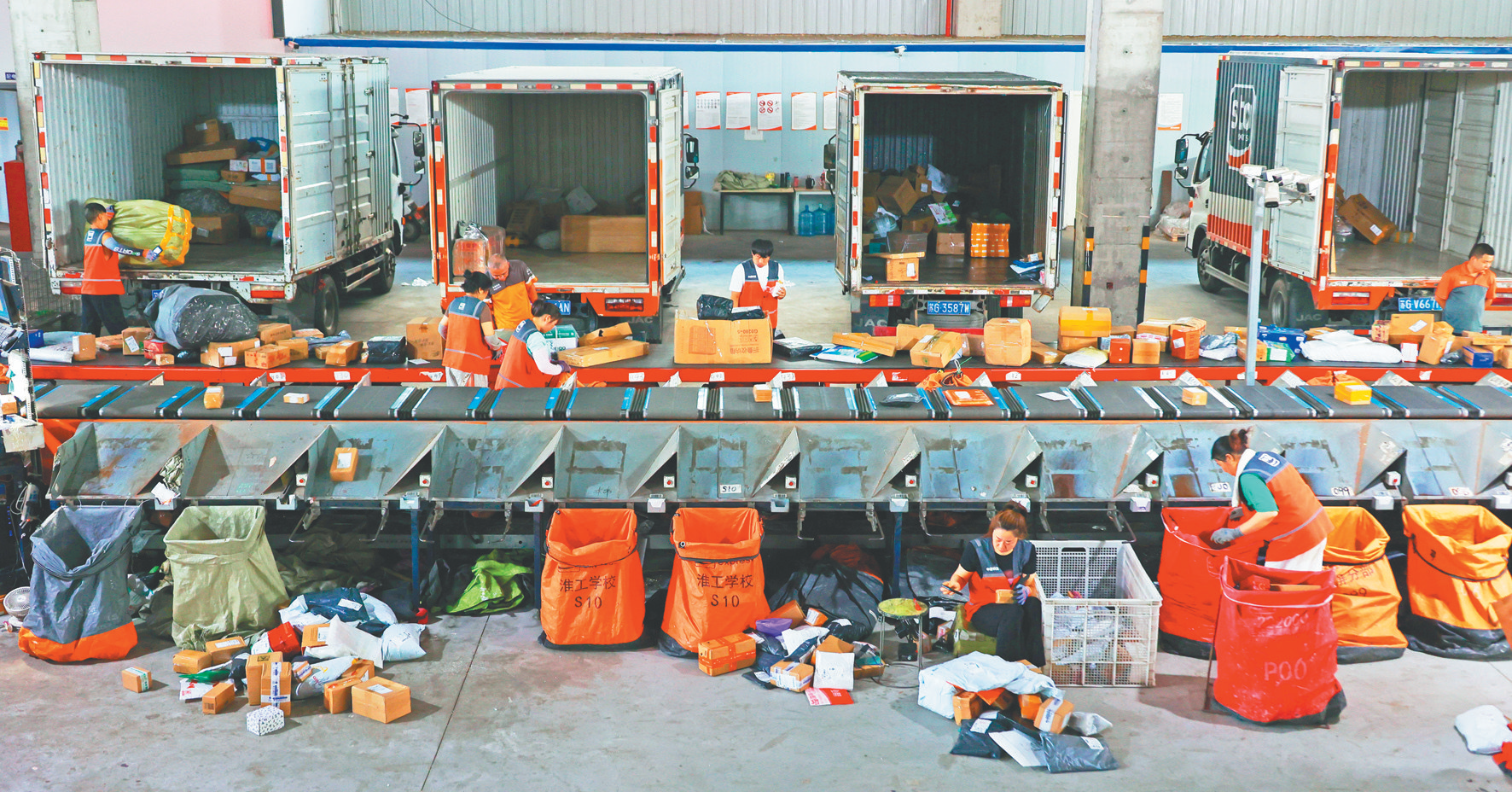 6·18”大促 电商物流“迎考”-江苏工人报